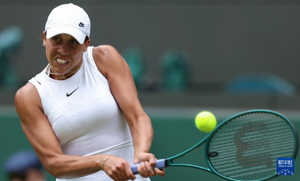 奇在场上的 奇在场上的